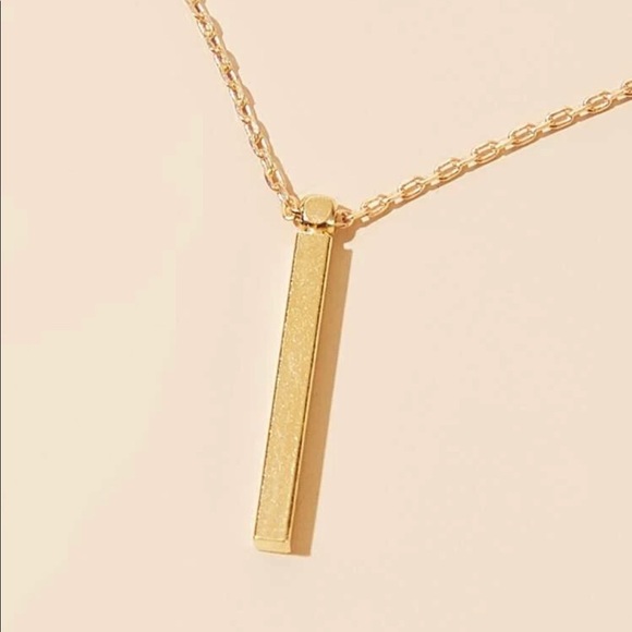Gold bar necklace - Picture 3 of 3